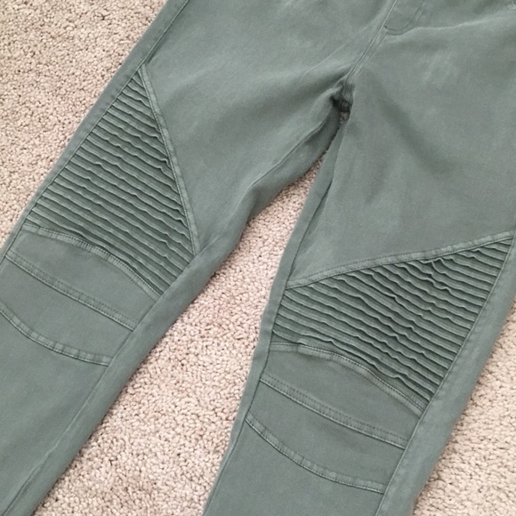 Moto Jeggings - Picture 4 of 5